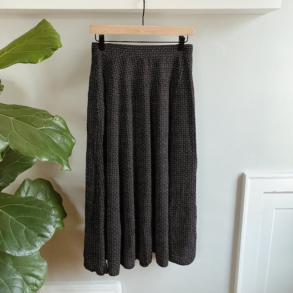 NWT Vintage LizSport Black Maxi Skirt